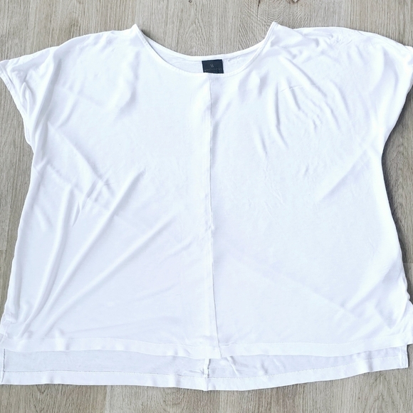 XL White Worthington Top - Picture 1 of 3